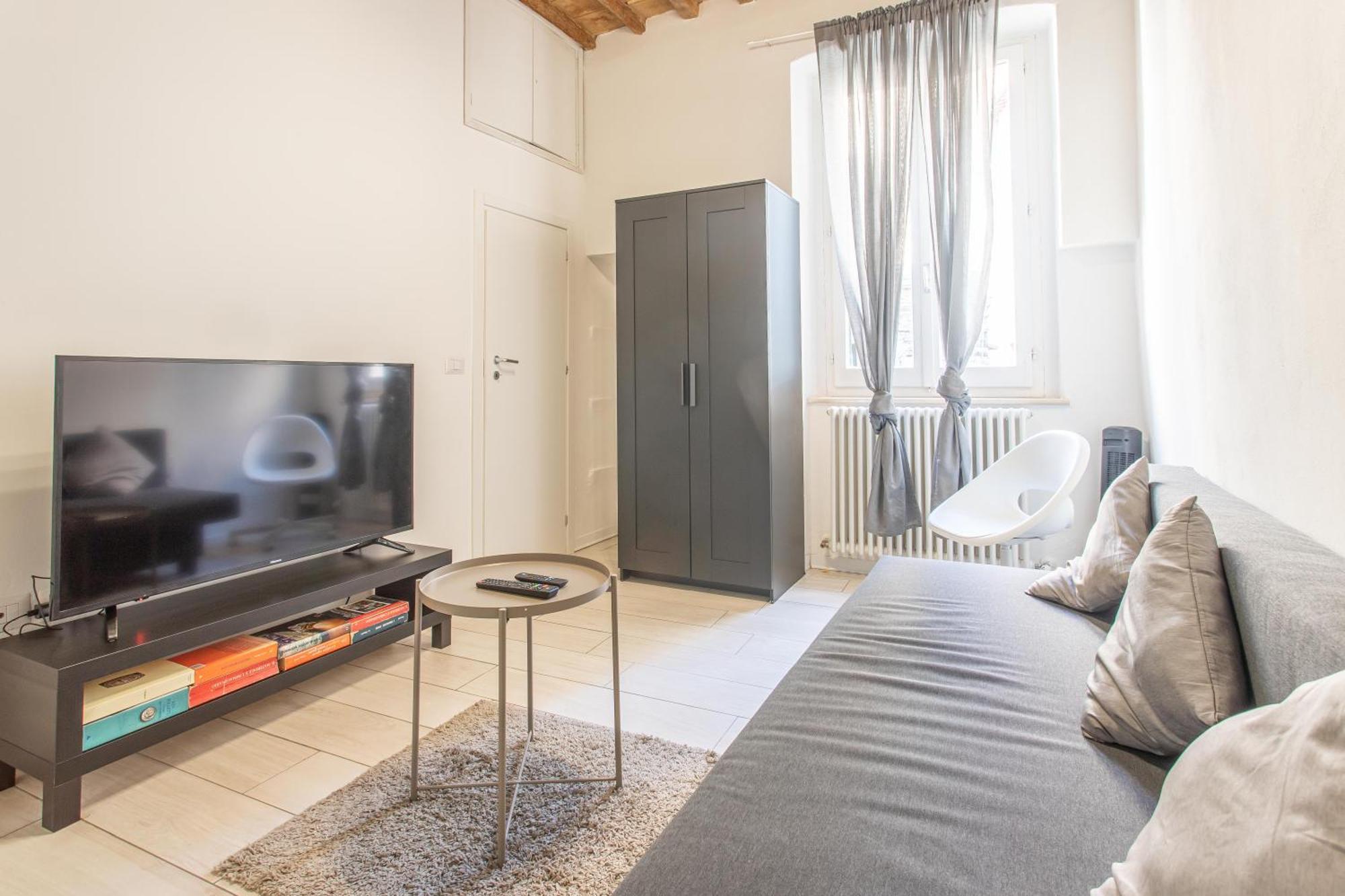 N1 - Elegante Trilocale In Centro Appartamento