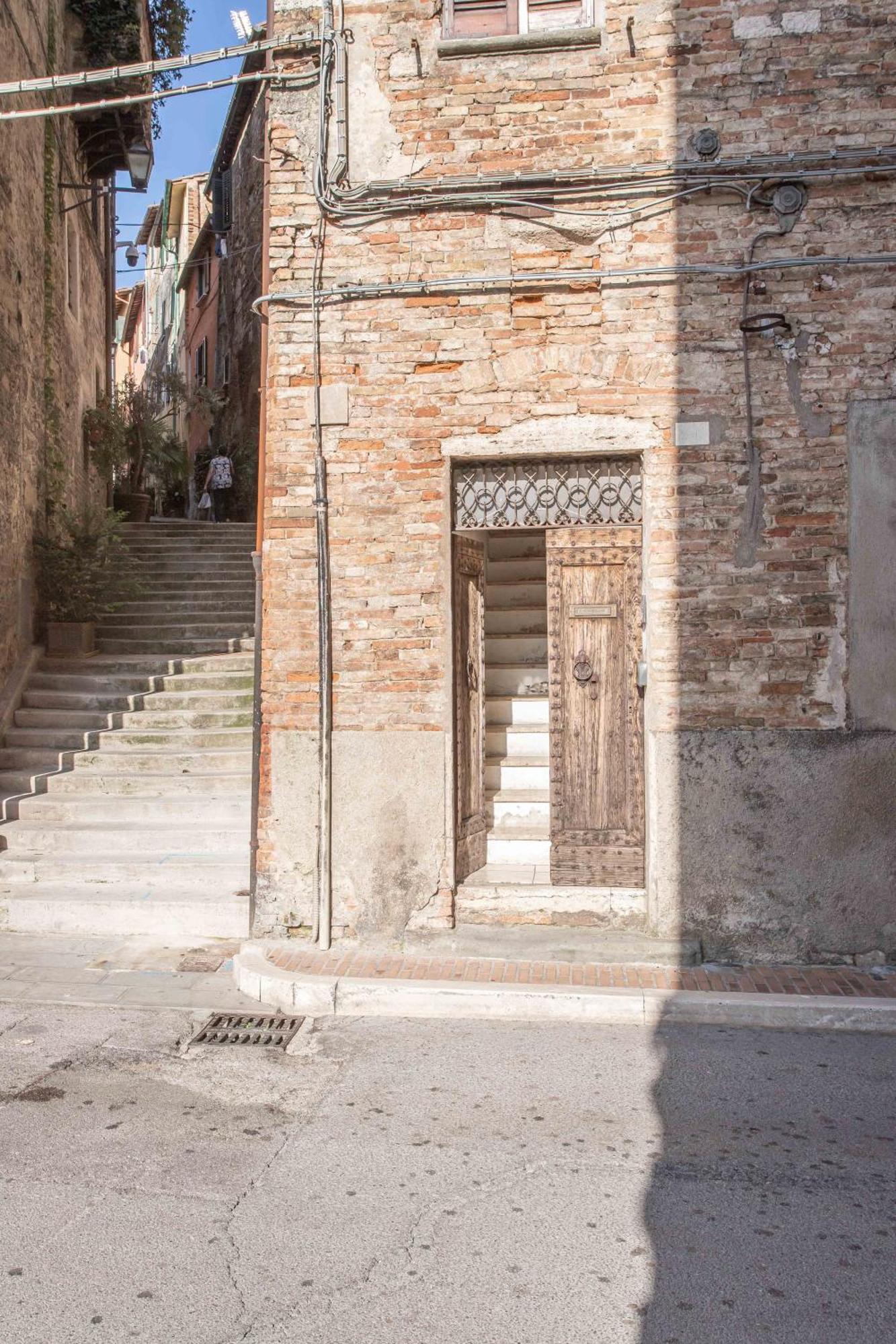 N1 - Elegante Trilocale In Centro Appartamento Perugia